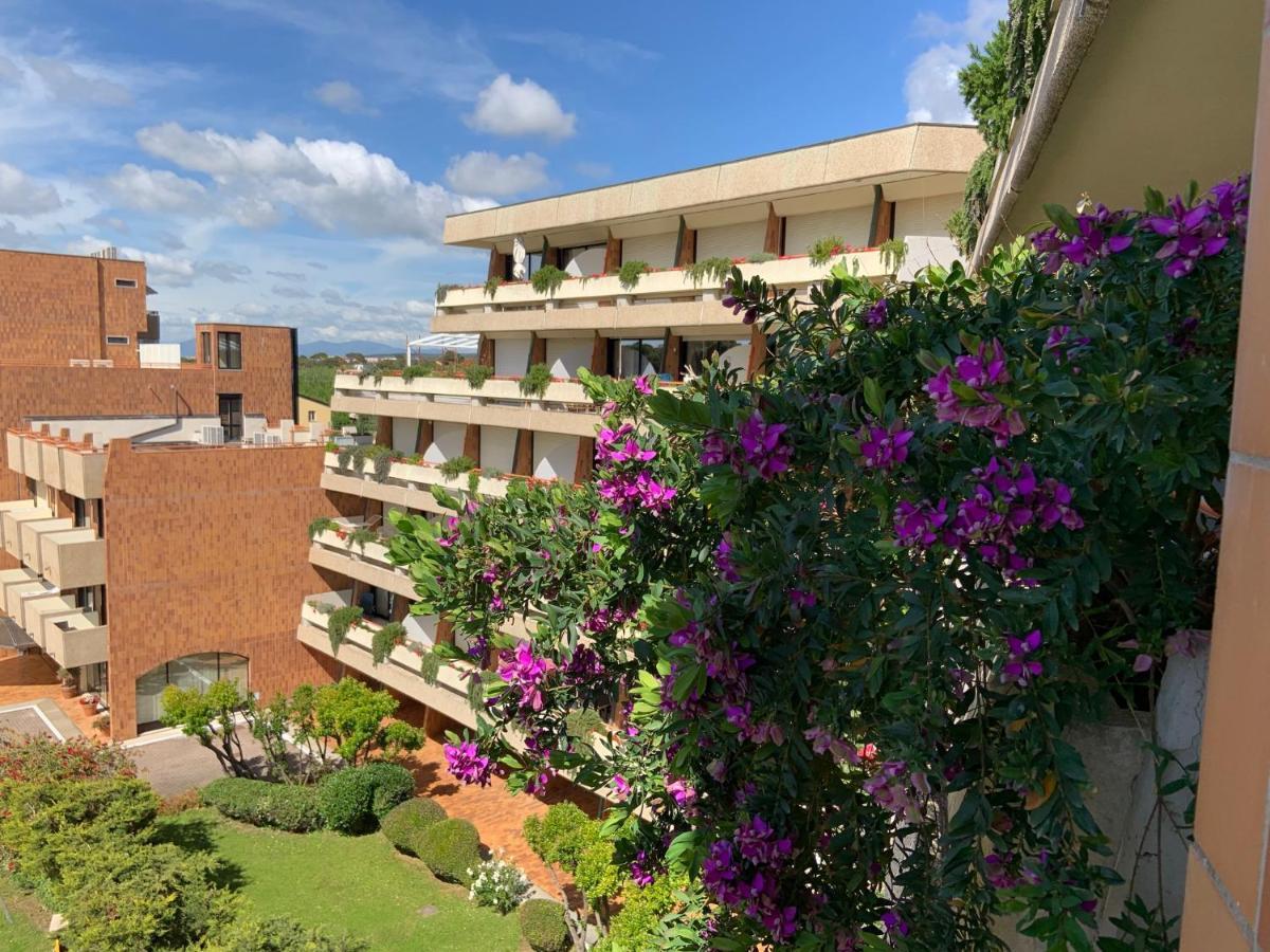 Suites Marilia Apartments Pool Side - Suite Livorno Holiday Home Group Exterior foto
